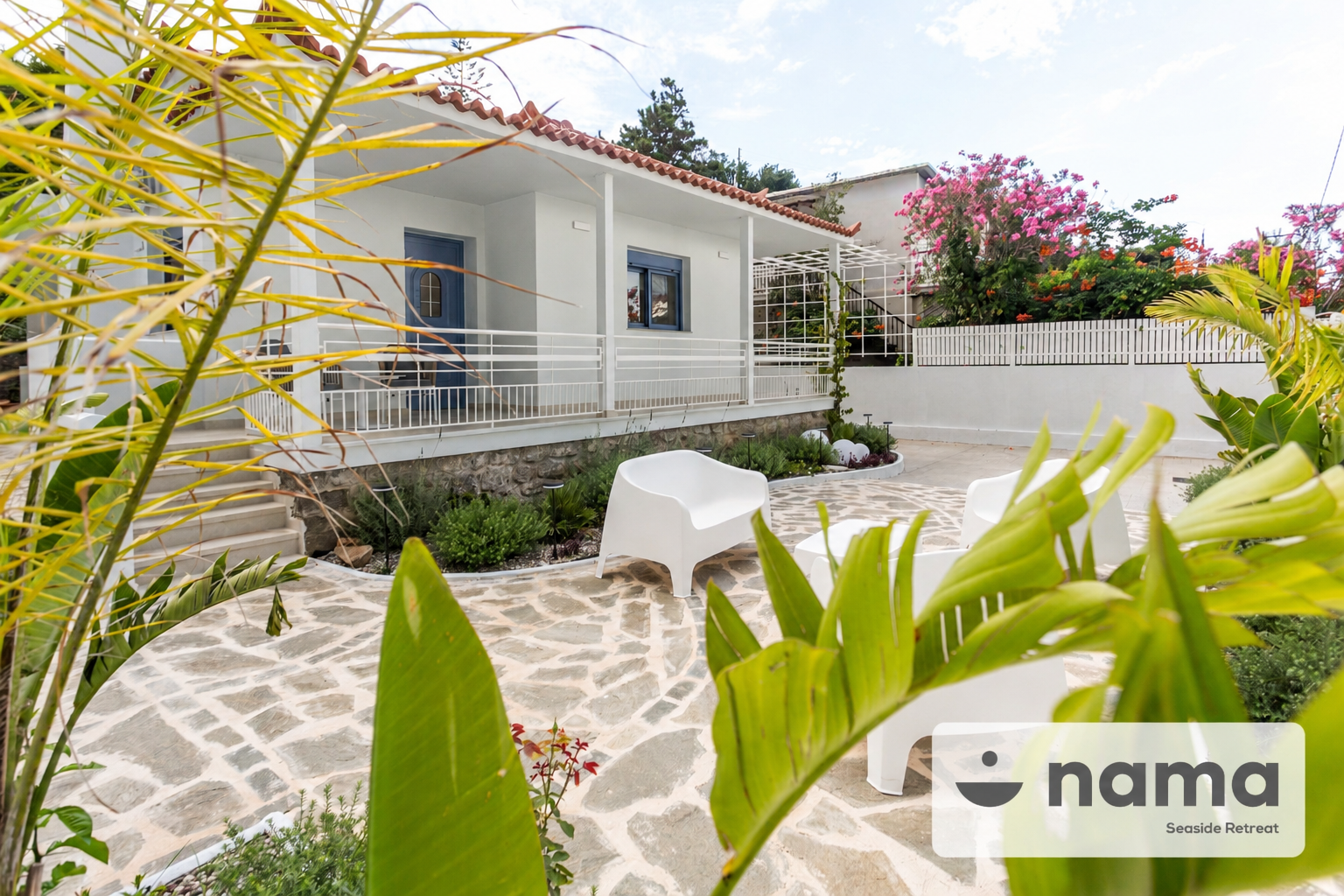 Beachfront villa in Kalamata – NAMA Seaside Retreat private garden